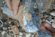 ¿Cómo se procesa el mineral de estaño?