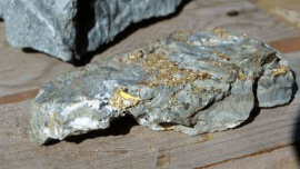 20TPH Rock Contain Gold Mining Process in Zimbabwe