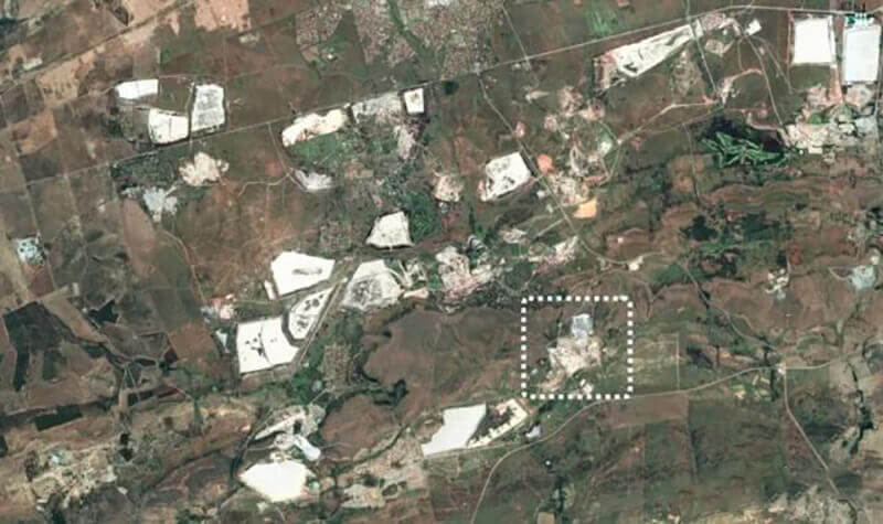 Mponeng gold mine and its surroundings