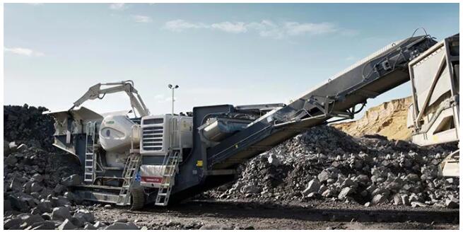 crawler jaw crusher