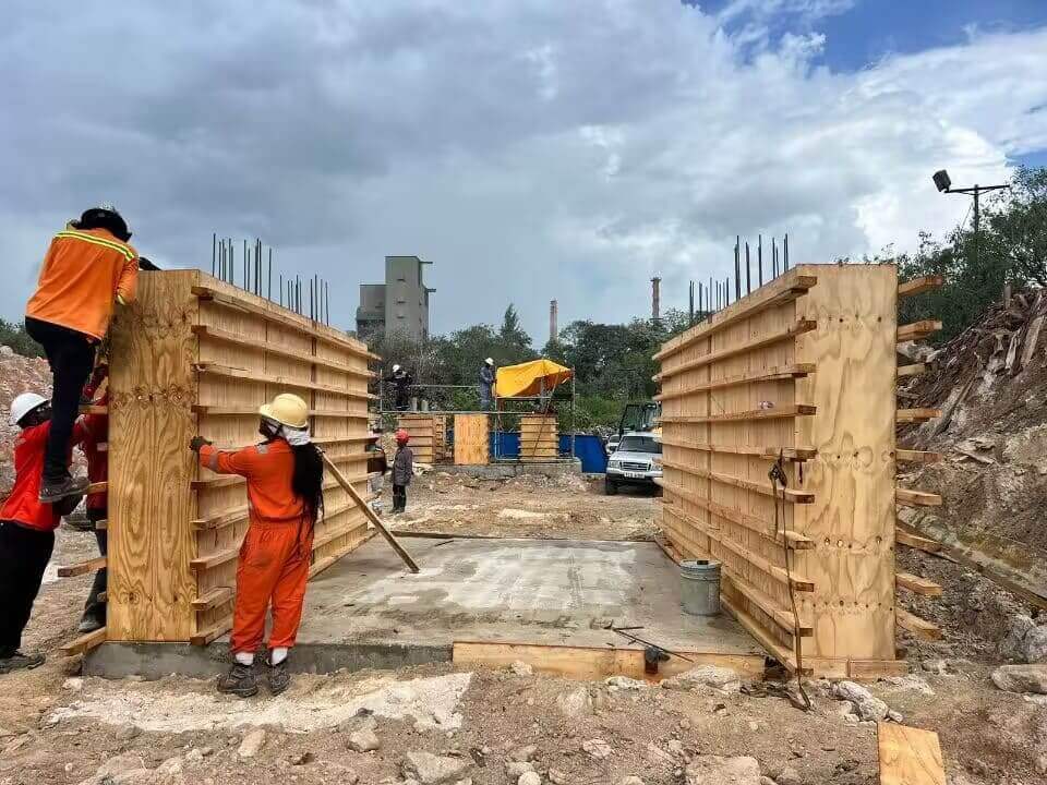 100 TPH Granite Crushing Plant in Trinidad