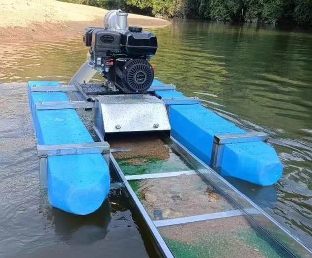 small gold dredge